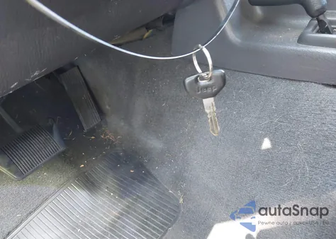 1999 Jeep Cherokee Classic/Sport из США, поврежденный, VIN 1J4FF68S2XL666362